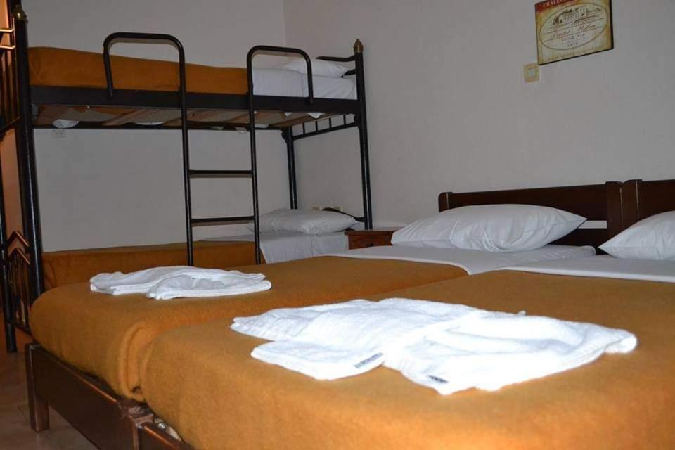 ניו פנטלימונאס Athina Hotel מראה חיצוני תמונה